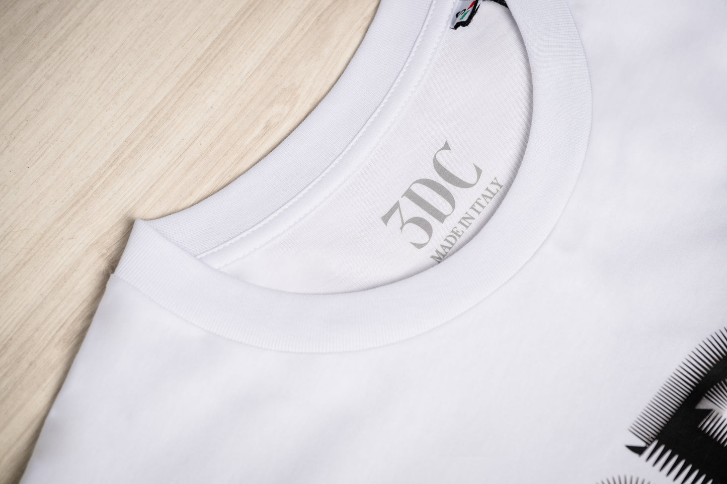 T-shirt over Bianca/White Uomo (raggi).